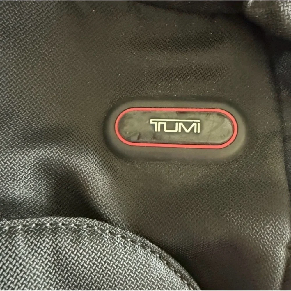 Tumi Flow T Tech Crossbody Bag Travel Black Red Nylon Organizer